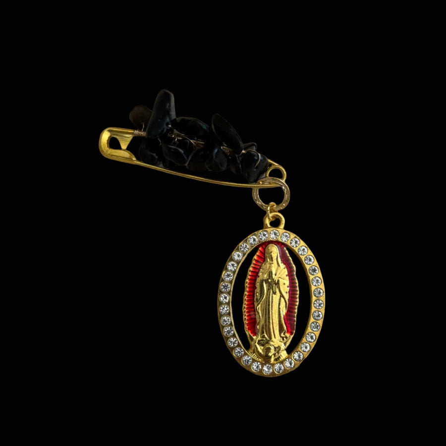 Pin de Guadalupe dorado y rojo de ónix negro