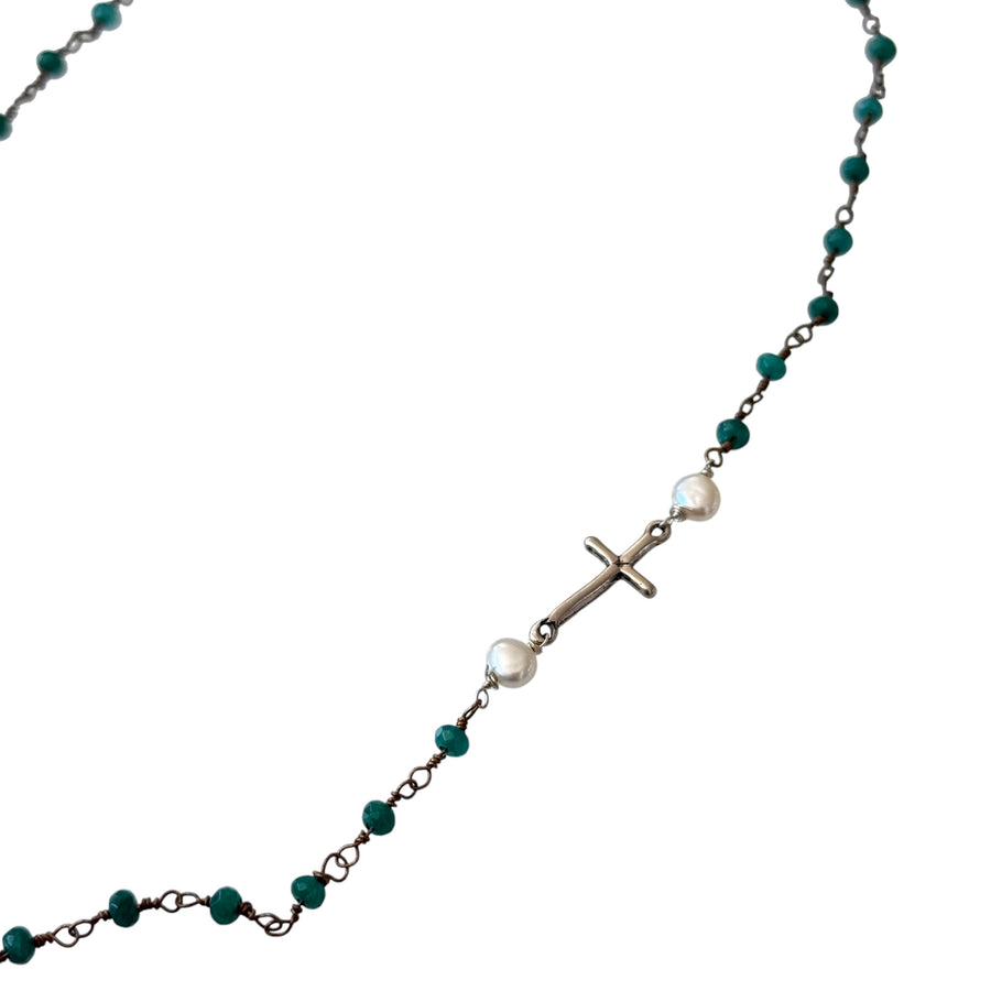 Collar cruzado de plata con alambre enrollado de turmalina Thomas
