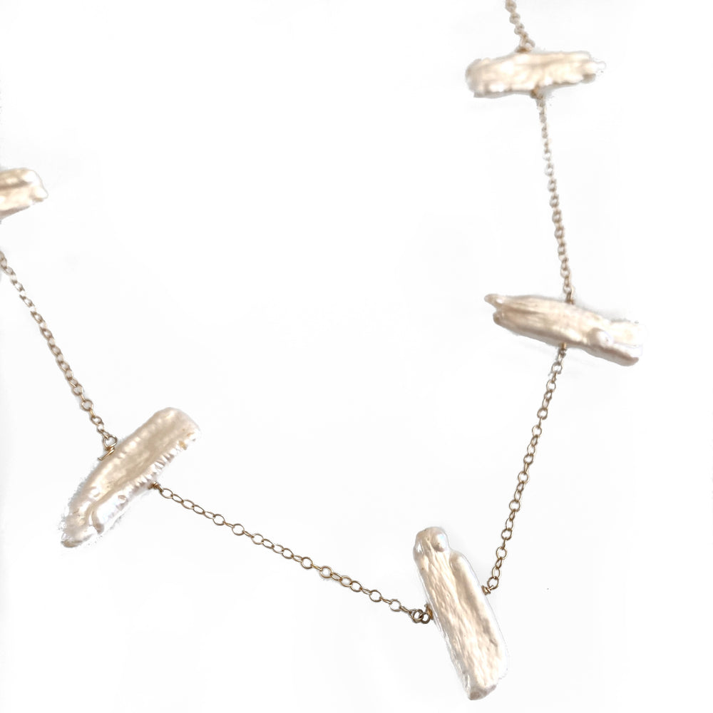 Collier Elle en chaîne de perles