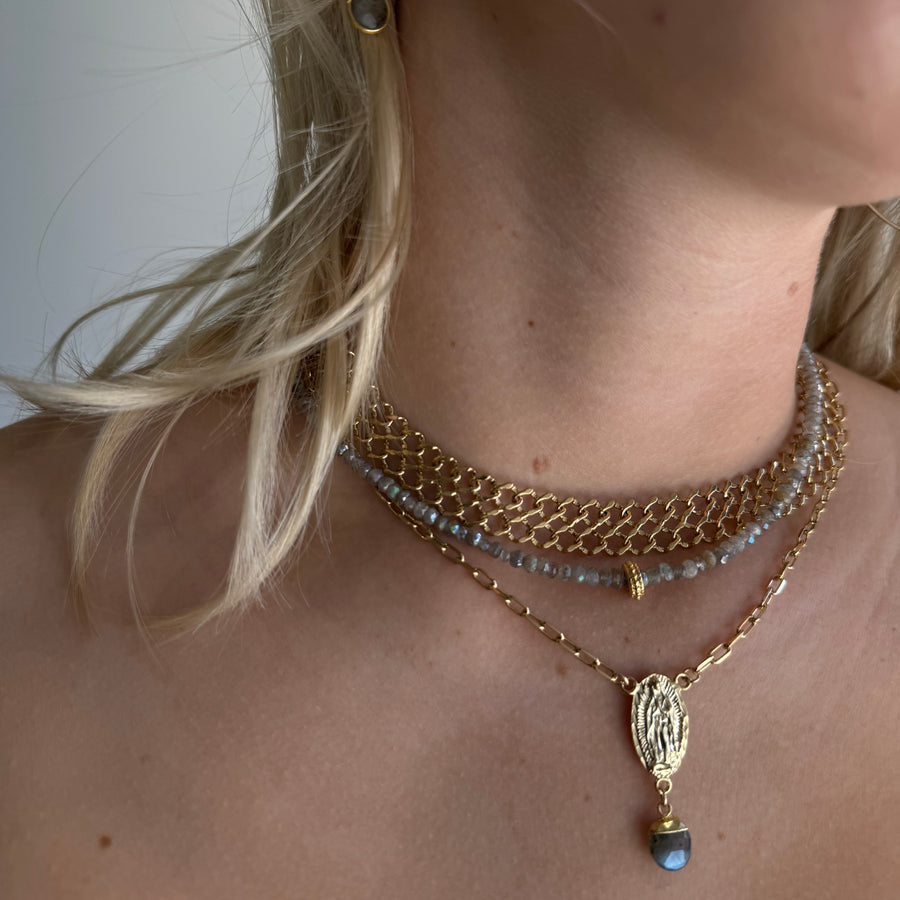 Collar de cadena de oro Encratia