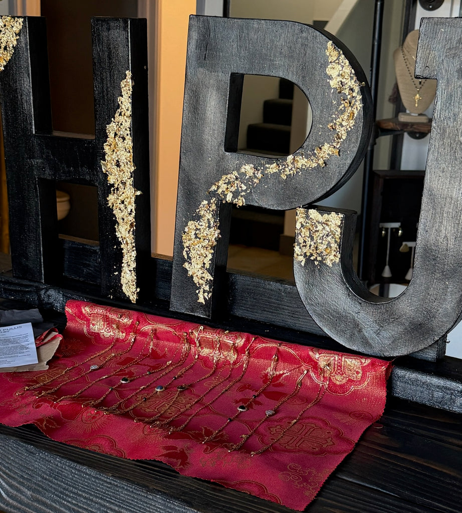 Custom Hand Chain Party Box