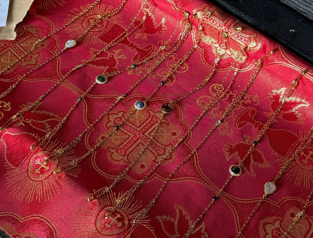 Custom Hand Chain Party Box