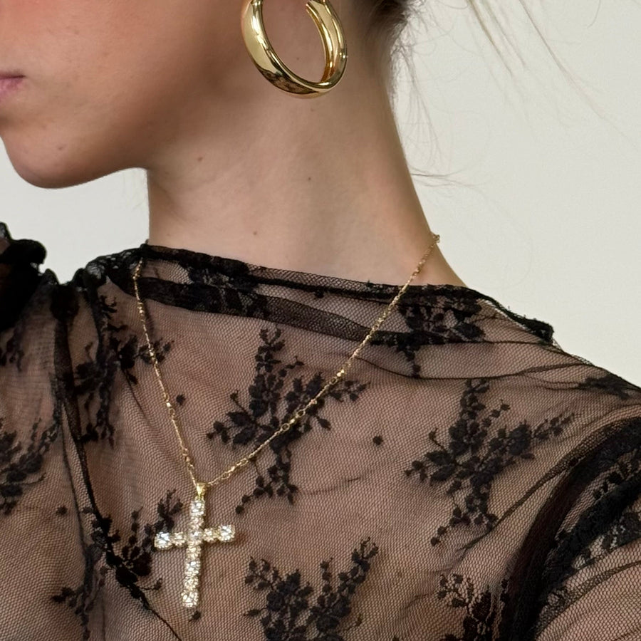 Collar de cruz de Iz