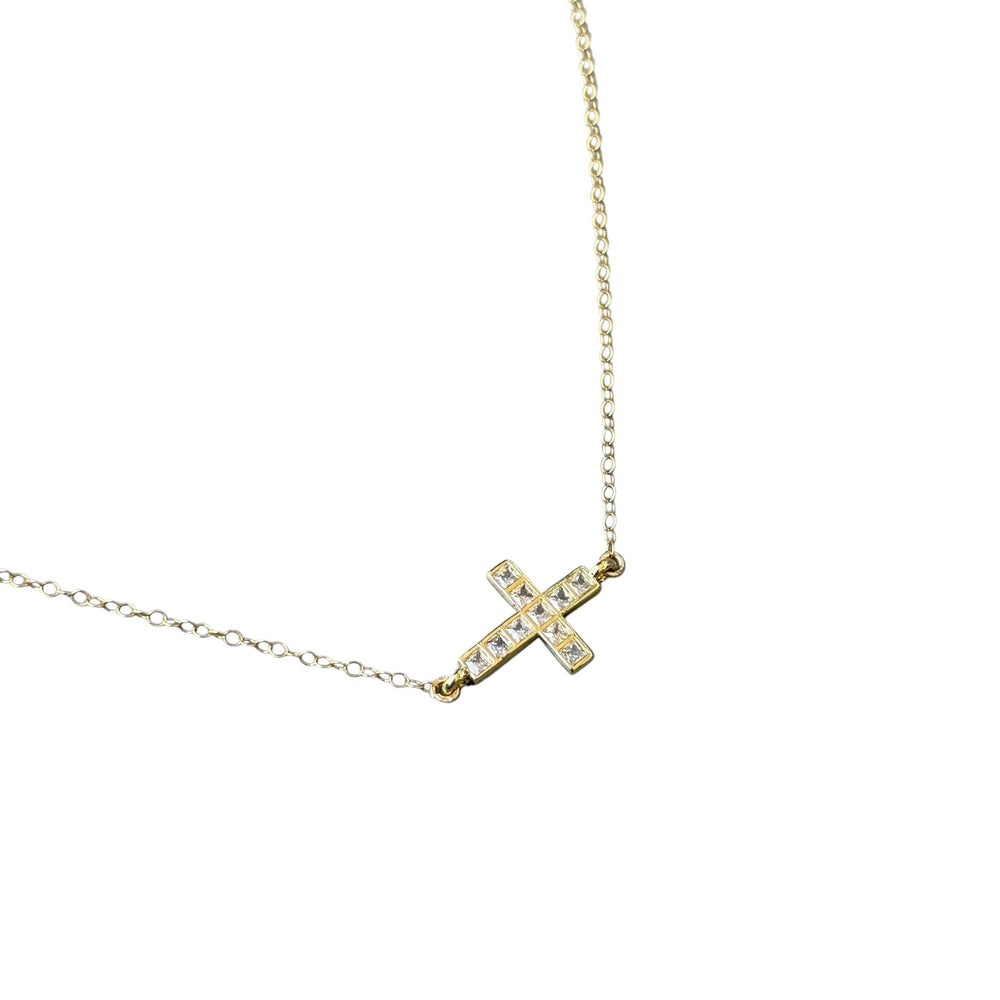 Collier croix Iris CZ plaqué or