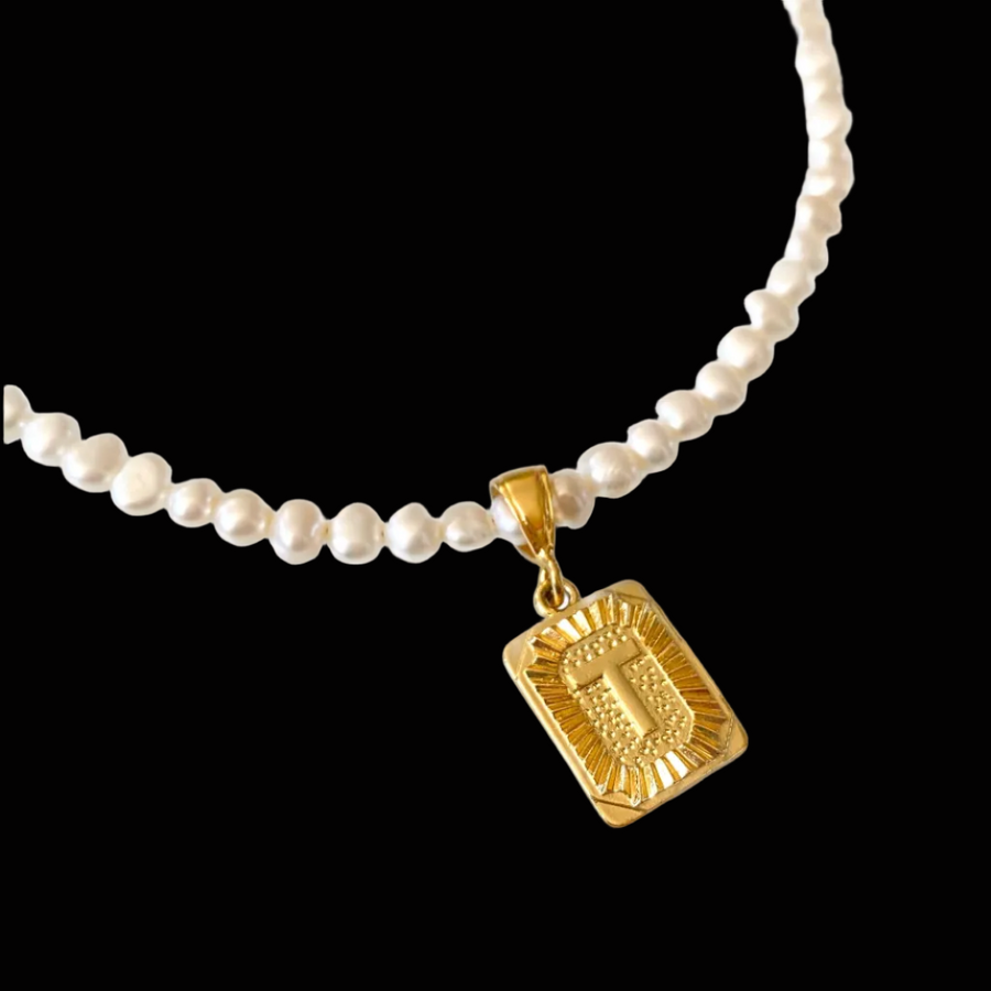 Collar inicial Isadore Pearl