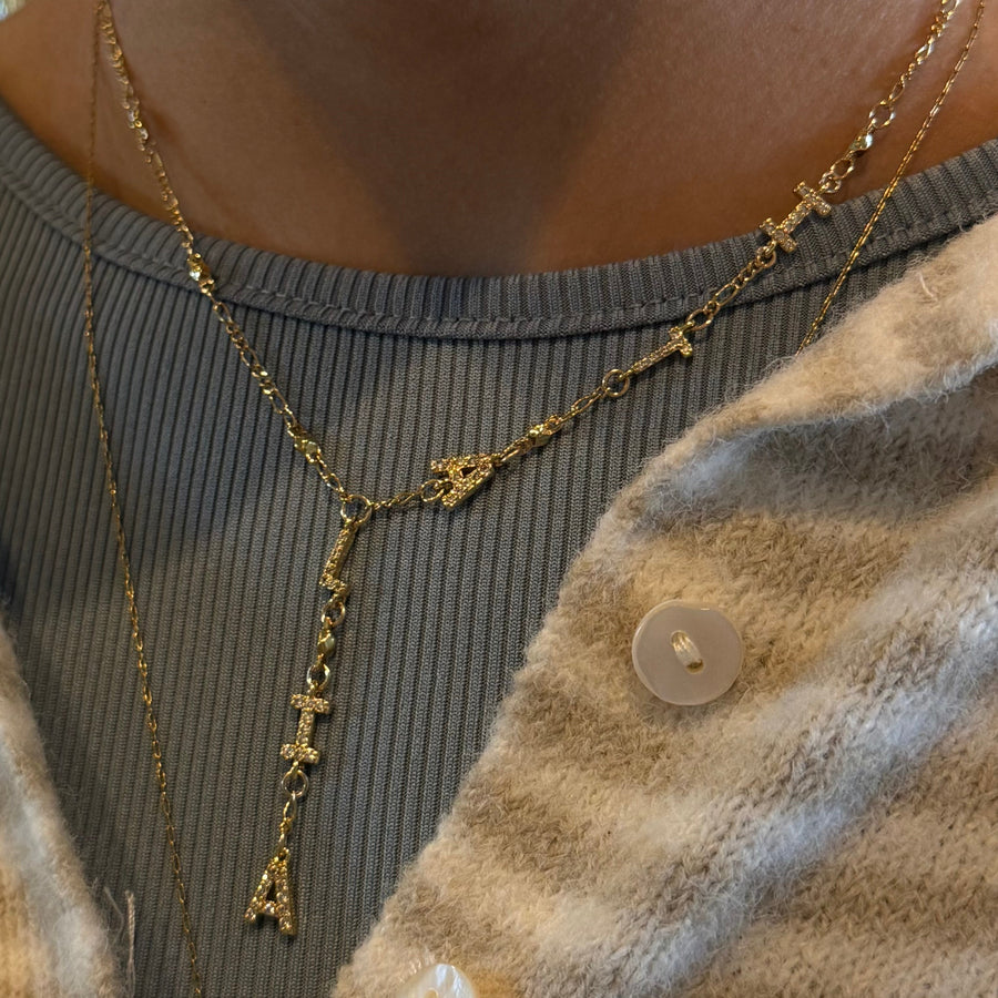 Collar inicial Cosmas CZ