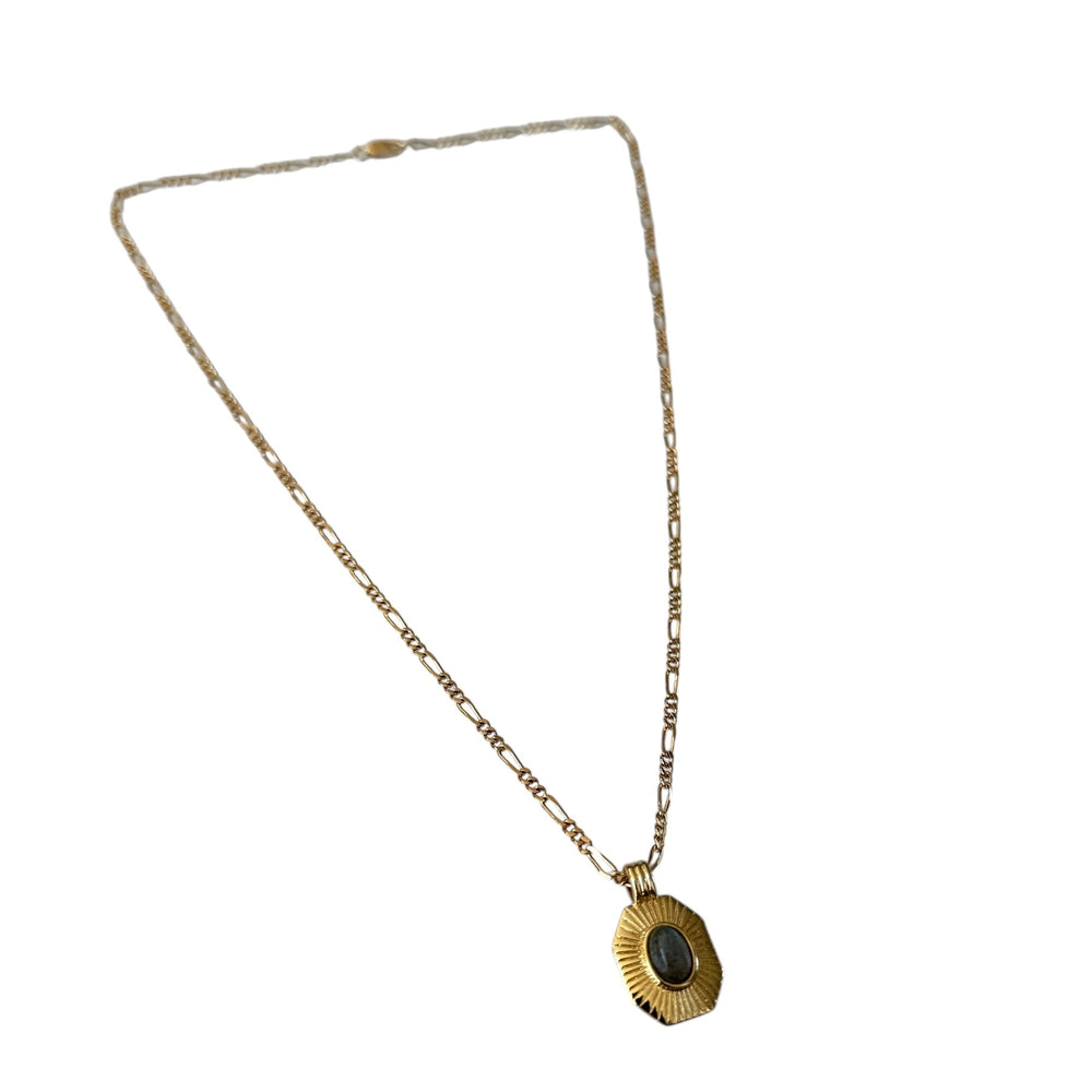 Collar con colgante de labradorita Loretta