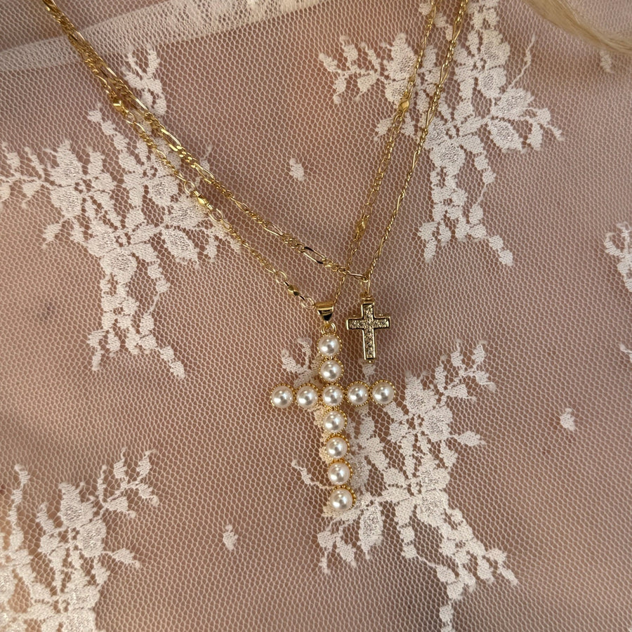 Collar de perlas con cruz Martha