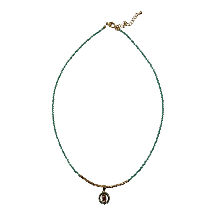 Collar Guadalupe de peridoto y cuentas doradas