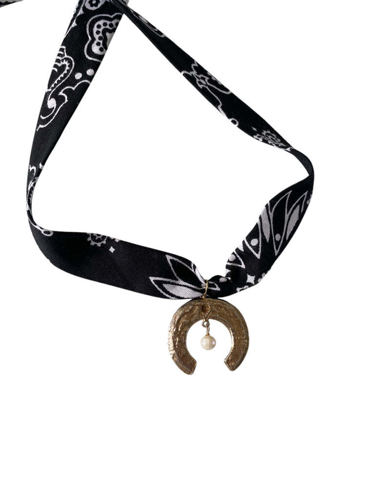 Vintage Charm Pearl Bandana Necklace