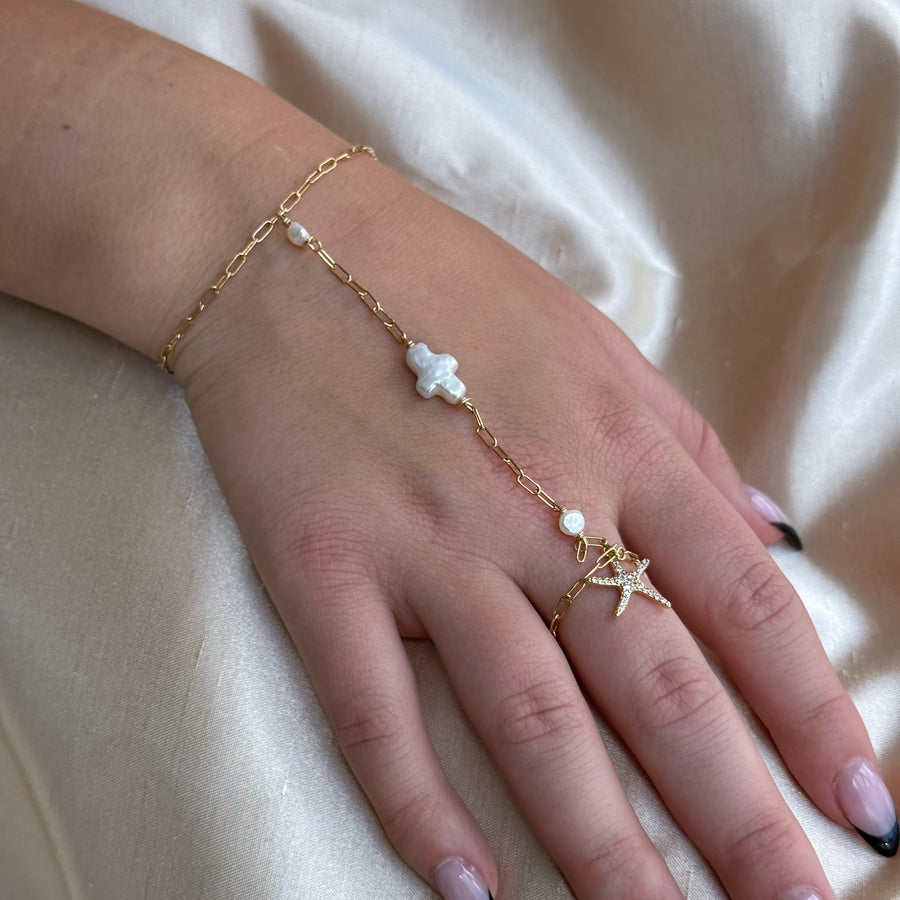 Viral Melody Hand Chain